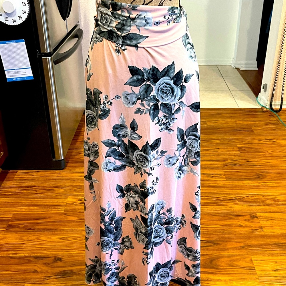 Agnes & Dora maxi dress